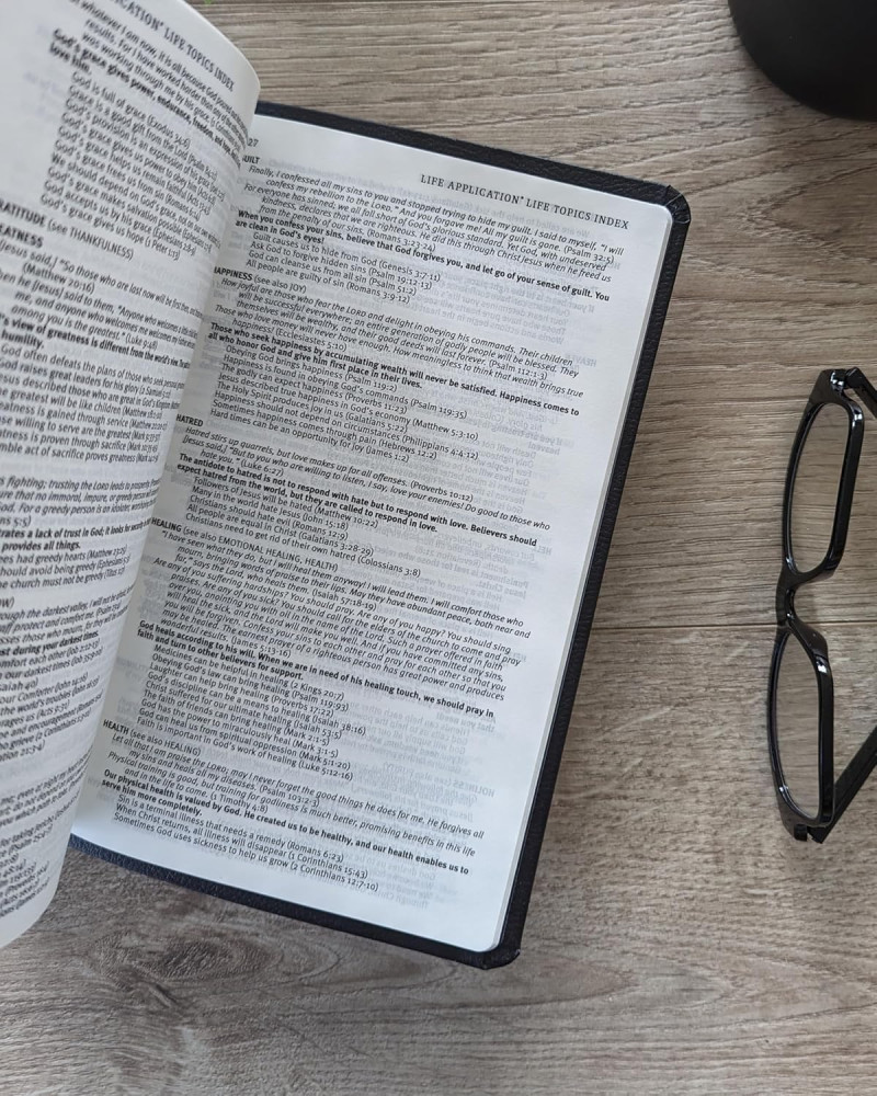 Anglais, Bible, New Living Translation, Filament Edition, similicuir noir, motif croix - NLT...