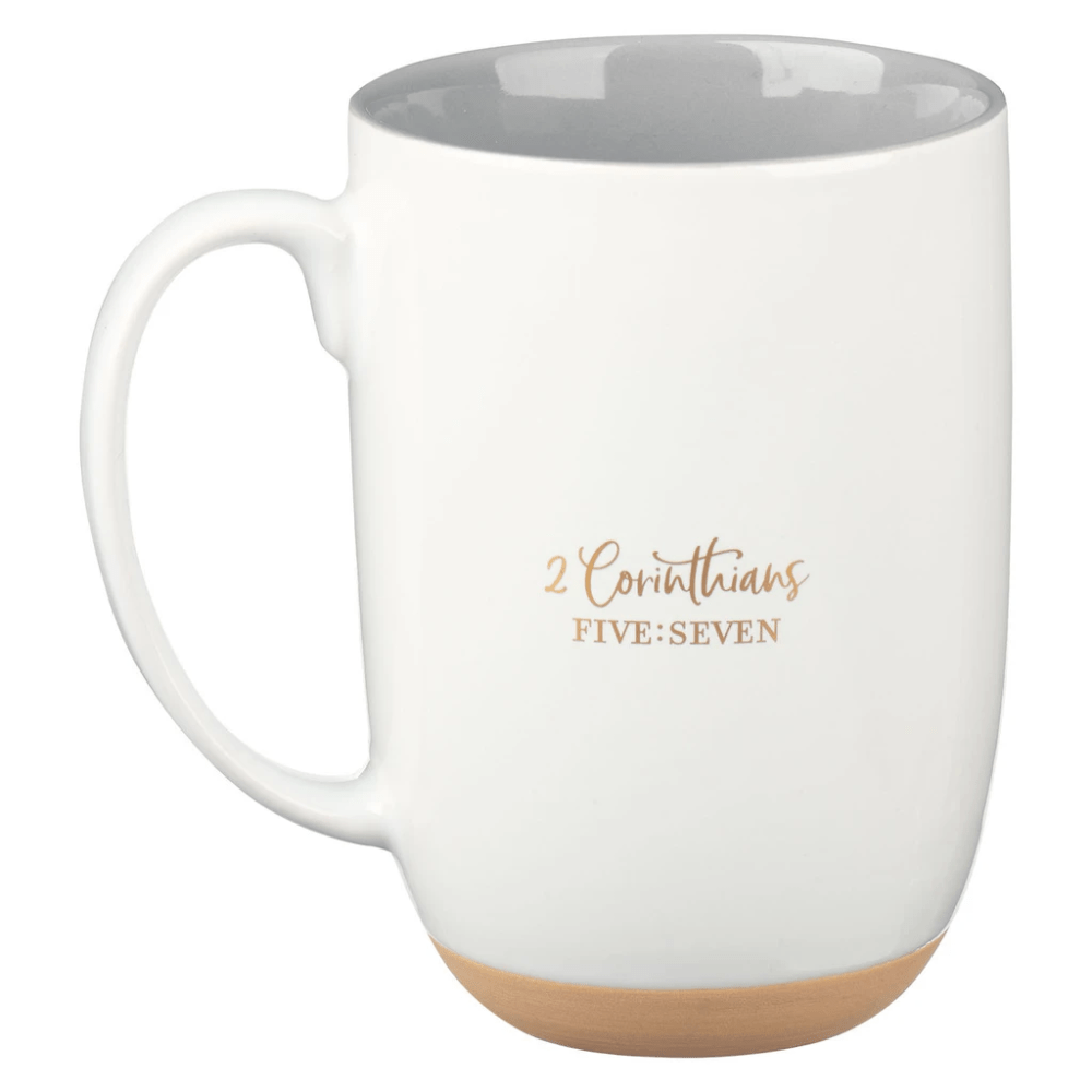 Tasse - Walk by faith not by sight - weiss, 444ml