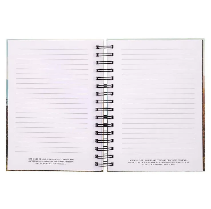 Notizbuch - Be strong and courageous / Sei stark und mutig / Jos 1:9 - mit Spiralbindung, Bergmotif