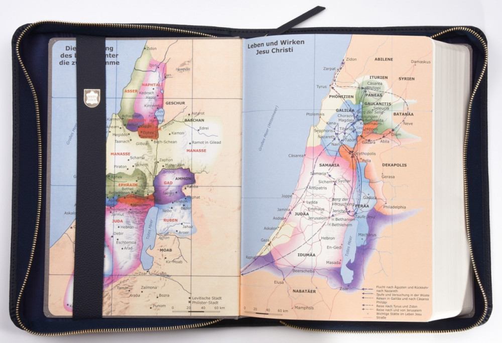 Bible d'étude MacArthur avec étui en cuir véritable - Étui en cuir véritable légèrement grainé...