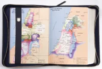 Bible d'étude MacArthur avec étui en cuir véritable - Étui en cuir véritable légèrement grainé...