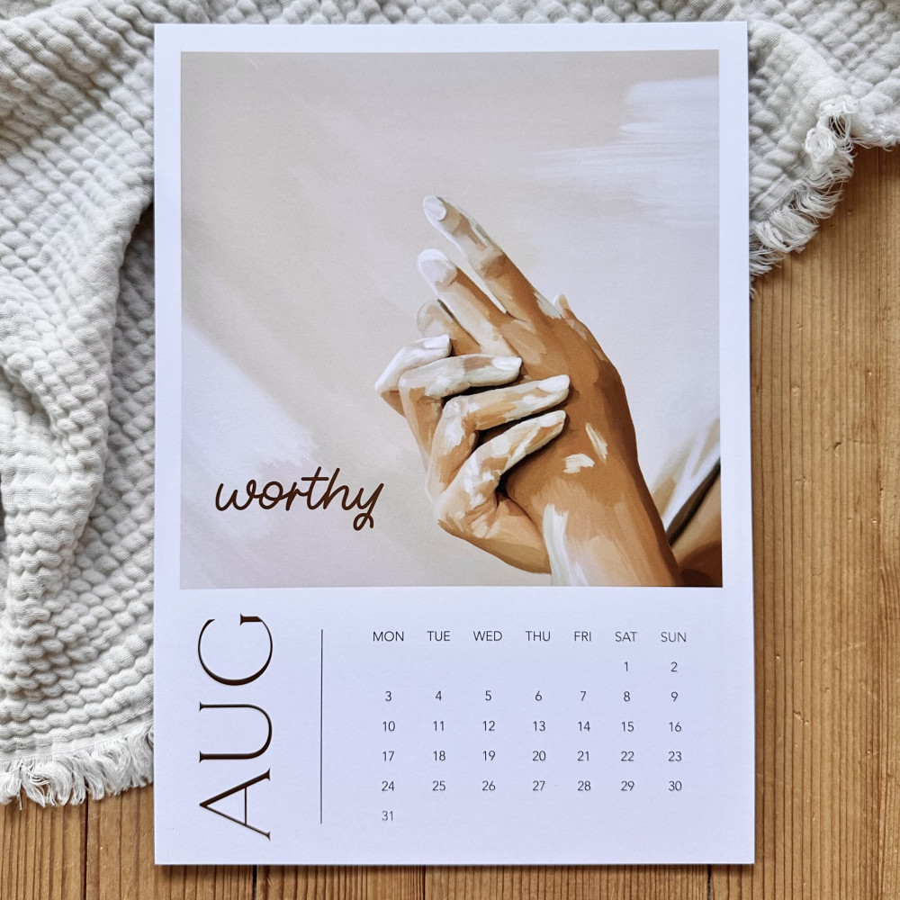 Wandkalender YOU ARE - mit stylischer Klammer zum Aufhängen