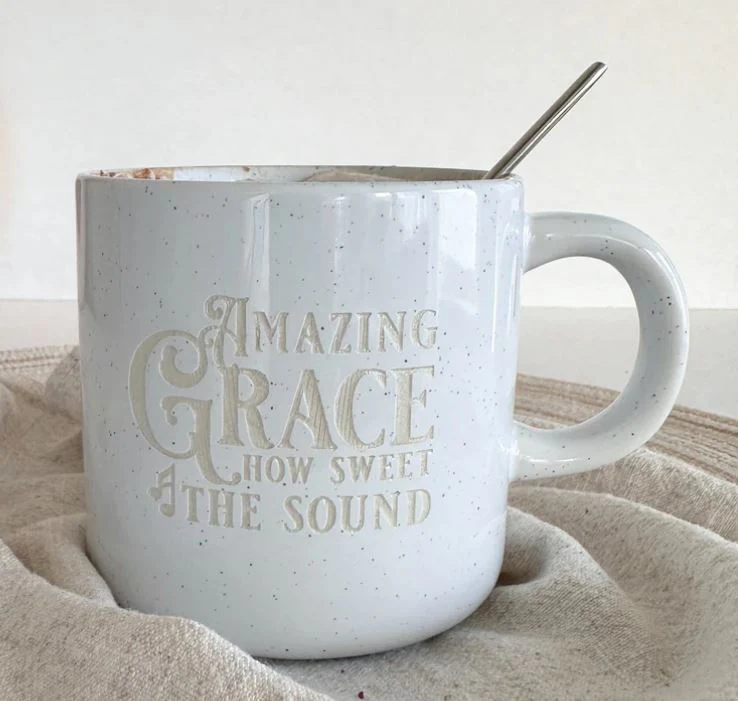 Tasse Shiny - Amazing Grace - Steingut lakiert, weiss gesprenkelt, 320ml