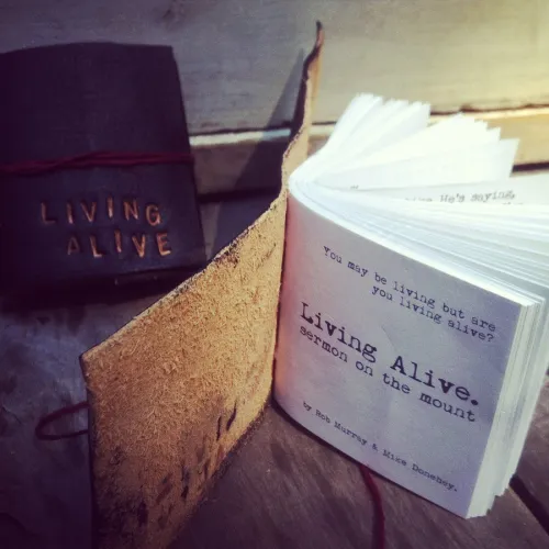 LIVING ALIVE SERMON ON THE MOUNT DEVOTIONNAL