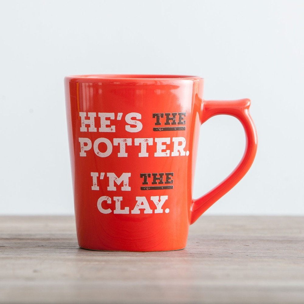 TASSE ROUGE "HE'S THE POTTER..."- 350 ML