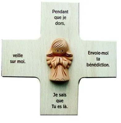 CROIX EN BOIS POUR ENFANT "PENDANT QUE JE DORS" AVEC ANGE EN RELIEF